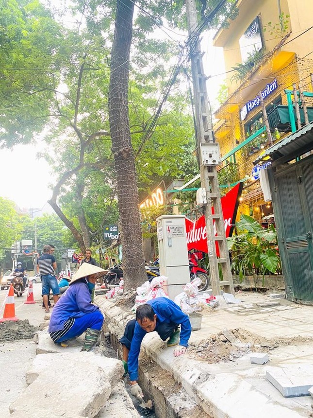 Tổng kiểm tra lát đá vỉa hè trên địa bàn Hà Nội ảnh 2