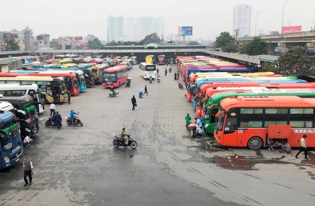 Sở GTVT Hà Nội vẫn xây dựng phương án xe chạy sau 0 giờ ảnh 1