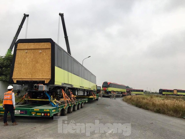 Hình ảnh đoàn tàu metro thứ 3 về Hà Nội ảnh 10