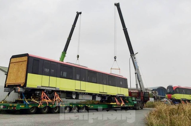 Hình ảnh đoàn tàu metro thứ 3 về Hà Nội ảnh 5