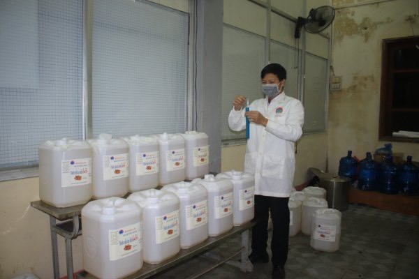 Đại học Sao Đỏ, Chí Linh, Hải Dương tiếp tục chung tay chống COVID-19 ảnh 2