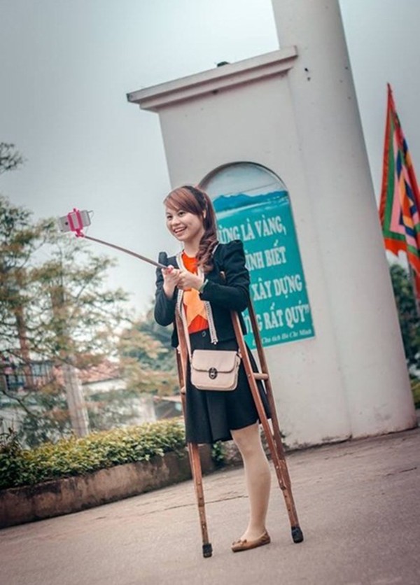 Bức ảnh selfie của cô gái khuyết tật gây sốt trên mạng xã hội ảnh 1