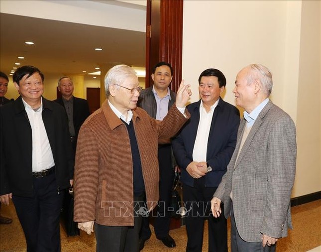 Tổng Bí thư, Chủ tịch nước: 'Văn kiện là văn bia, còn để lại đời sau' ảnh 1