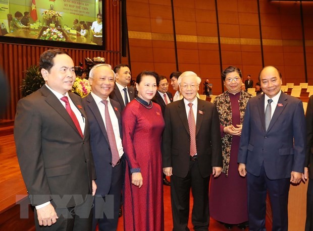 Chính phủ đề nghị chưa tăng lương cơ sở cho cán bộ, công chức từ 1/7/2020 ảnh 1
