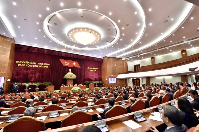 Thông qua danh sách đề cử các chức danh lãnh đạo chủ chốt của Đảng, Nhà nước khóa XIII ảnh 1