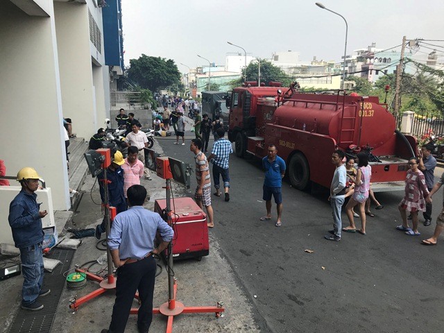 Vụ cháy làm 13 người chết: Không loại trừ khả năng cài đặt gây nổ ảnh 2