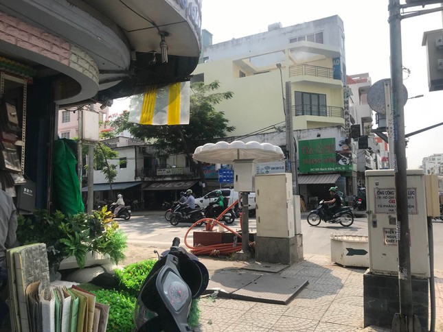 Vụ dân tố bị 'người lạ' hành hung: CSGT TPHCM nói gì? ảnh 3