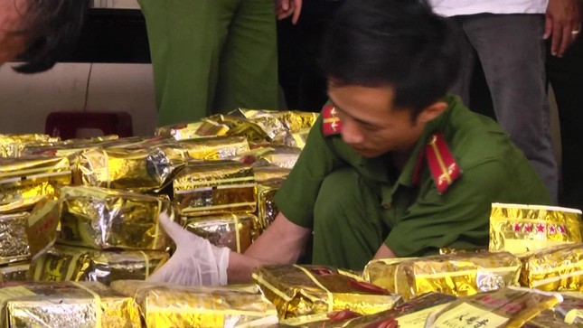 Công an TPHCM bắt hơn 1 tấn ma túy nhờ 'mắt thần' ảnh 4