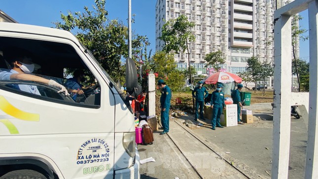 Bí thư Thành ủy TPHCM: Hiện có 3 nguy cơ lây nhiễm COVID-19 ảnh 2