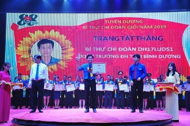 Chàng thủ lĩnh sinh viên đa năng ảnh 4