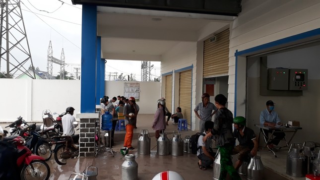 Tìm giải pháp hỗ trợ cho người dân Bến Tre bị ảnh hưởng của biến đổi khí hậu ảnh 2