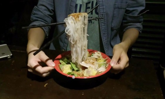 Những món ăn vặt gây sốt ở Hà Nội năm 2016 ảnh 1