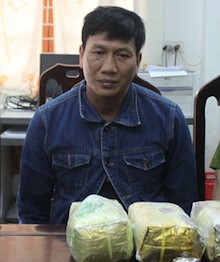 Ba cân ma tuý trong chiếc cặp màu đen ảnh 1