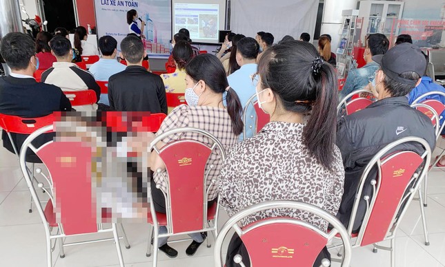 Head Tiến Cường 'Tập huấn kiến thức và kỹ năng Lái xe an toàn' cho người dân ảnh 1