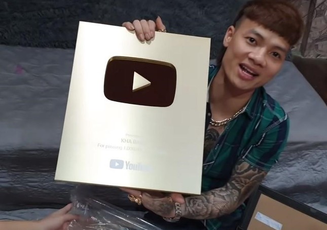 YouTube 'nuôi' kênh bẩn nhờ dòng tiền từ doanh nghiệp Việt Nam ảnh 1