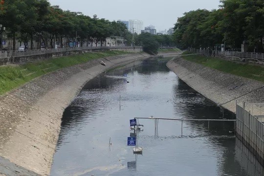 Công ty Thoát nước Hà Nội 'trần tình' việc xả nước hồ Tây vào sông Tô Lịch ảnh 1