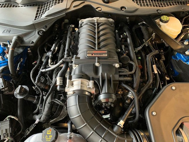 Ford Mustang công suất 700 mã lực với giá chưa đến 1 tỷ đồng ảnh 2