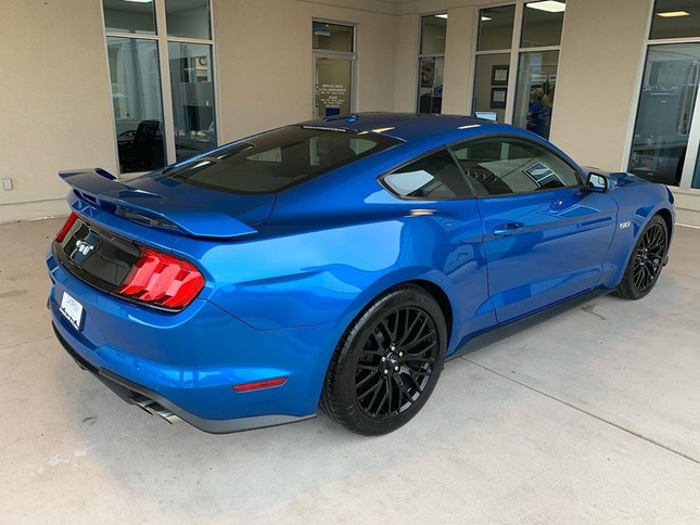 Ford Mustang công suất 700 mã lực với giá chưa đến 1 tỷ đồng ảnh 1