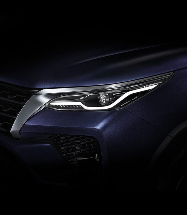 Toyota Fortuner 2020 có thêm bản Legender cao cấp ảnh 11