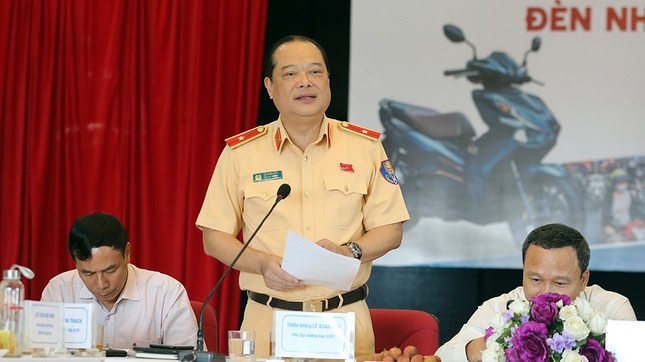 Nhiều vấn đề được làm rõ tại tọa đàm Đèn nhận diện ban ngày trên xe máy ảnh 7