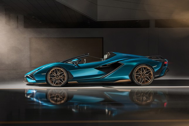 Vừa ra mắt, Lamborghini Sian Roadster đã bán hết sạch ảnh 2