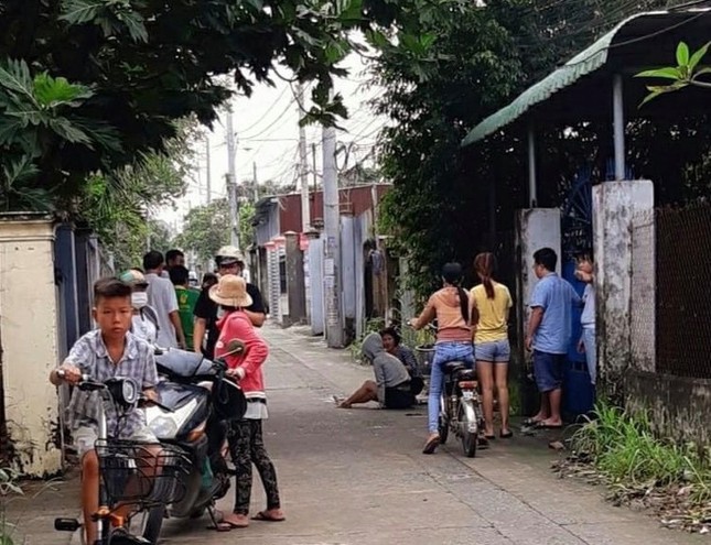 Cô gái bị cướp xe máy, kéo lê hàng chục mét ở Đồng Nai ảnh 1