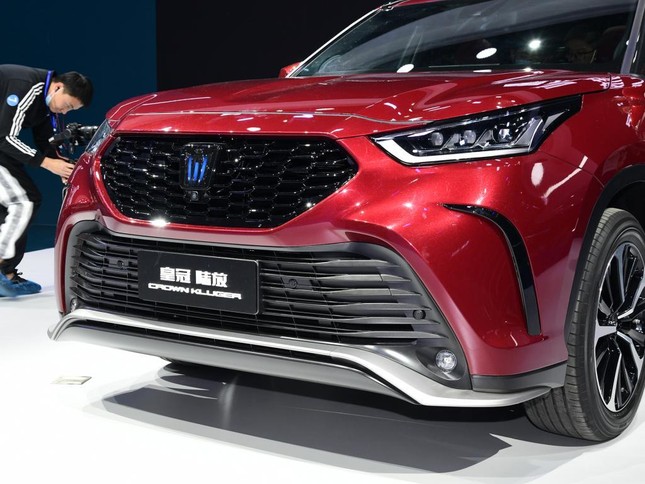 Toyota Crown Kluger chính thức trình làng ảnh 8