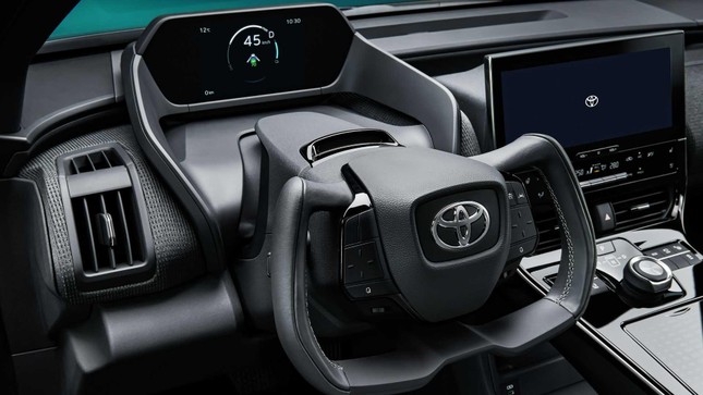 Toyota giới thiệu mẫu xe ý tưởng thuần điện hoàn toàn mới ảnh 19