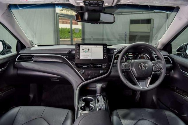 Toyota Camry 2022 ra mắt tại Thái Lan ảnh 3