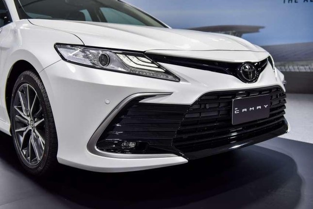 Toyota Camry 2022 ra mắt tại Thái Lan ảnh 7