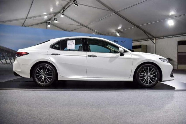 Toyota Camry 2022 ra mắt tại Thái Lan ảnh 5