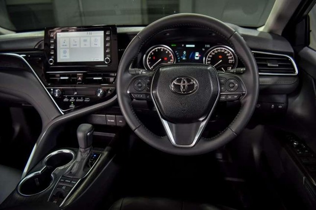 Toyota Camry 2022 ra mắt tại Thái Lan ảnh 13