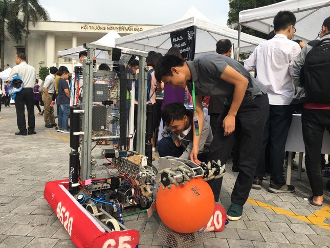 Học sinh biến ảo như 'phù thủy' trong Ngày hội Toán học mở rộng 2019 ảnh 6