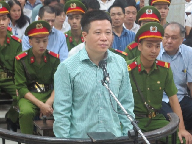 Hà Văn Thắm có giúp Nguyễn Xuân Sơn chiếm đoạt tiền của mình? ảnh 1