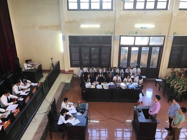 Bị cáo Hoàng Công Lương 'xin giữ quyền im lặng' trước kiểm sát viên ảnh 1