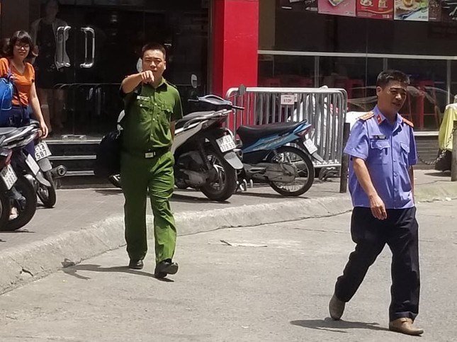 Khởi tố, khám xét văn phòng của luật sư Trần Vũ Hải ở Hà Nội ảnh 5