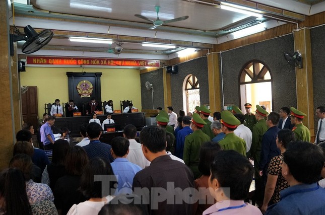 Vụ gian lận thi Sơn La: Nhận 1 tỷ đồng nâng điểm cho 4 thí sinh ảnh 1