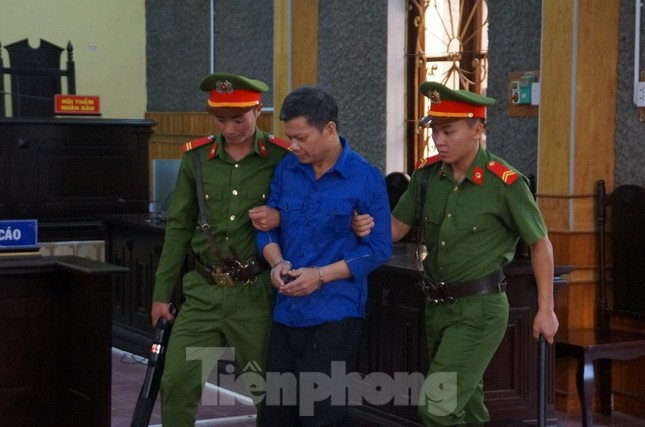 Xử gian lận thi ở Sơn La: Không giao việc, triệu tập 27 nhân chứng quan trọng ảnh 1