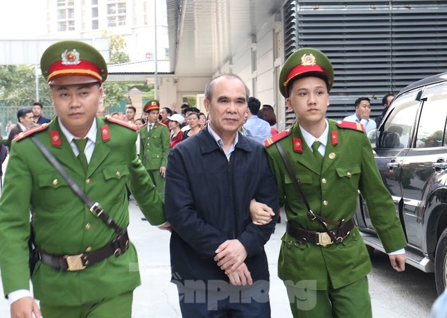 Kiểm sát viên: 'Ông Nguyễn Bắc Son phải là tấm gương đạo đức nhưng lại tha hóa' ảnh 3