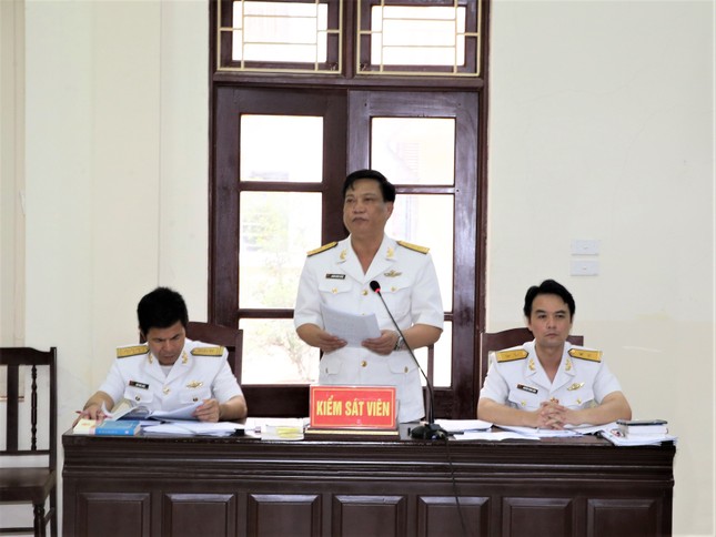 Đề nghị phạt Đô đốc Nguyễn Văn Hiến từ 3 đến 4 năm tù ảnh 1