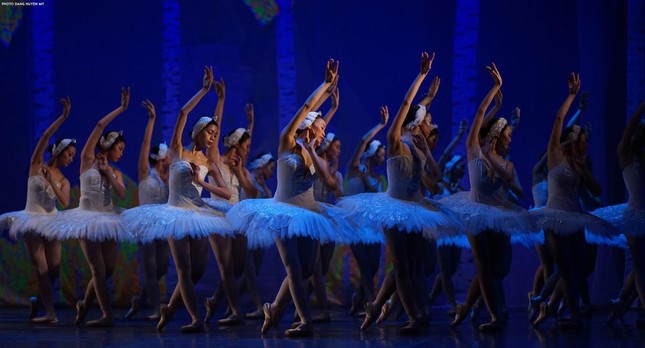 Siêu phẩm Ballet 'Hồ Thiên Nga' sẽ trình diễn ở Công viên Hồ Thiên Nga- Ecopark ảnh 1