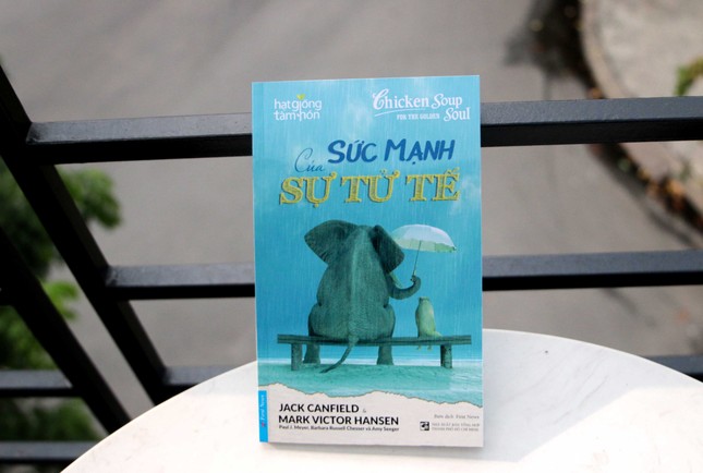 Sự tử tế - Chiếc phao cứu sinh cho những tâm hồn đang chìm trong tuyệt vọng ảnh 1