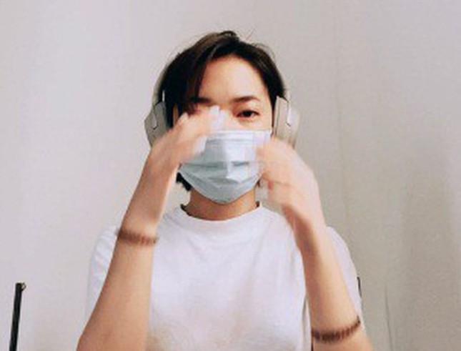 Sở Y tế TP HCM kêu gọi nghệ sĩ có tiếp xúc chị em ca mắc số 17 đi kiểm tra ảnh 1