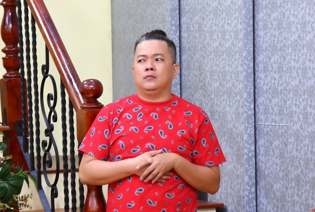 COVID-19: Nghệ sĩ than khổ không có show nhưng phải nghĩ nhiều người còn khổ hơn ảnh 2