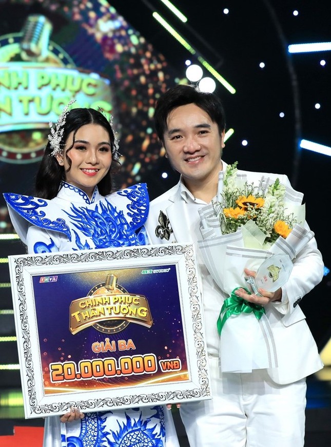 Dù bị tai nạn, nữ ca sỹ trẻ Hiếu Băng vẫn giành giải Nhì trong Chinh Phục Thần Tượng ảnh 3