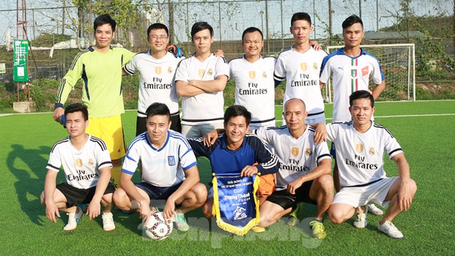 Đội bóng Tiền Phong vào tứ kết Cup Trung Thành 2017 ảnh 4