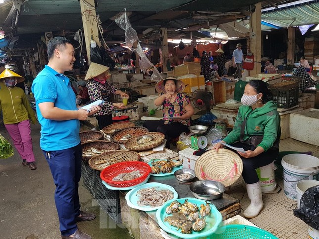 Cụ ông 80 tuổi, rưng rưng tham gia bảo hiểm xã hội tự nguyện ảnh 3