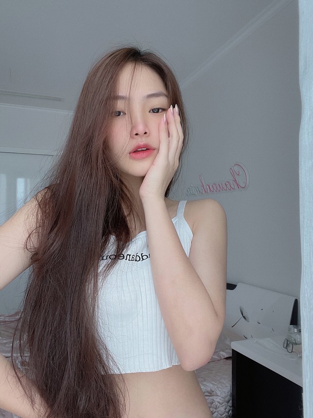“Thiên thần vạn người mê” Châu Anh sở hữu body “khủng” ảnh 4