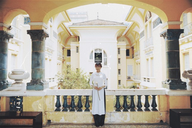 Năm mới cận kề, nữ sinh Xuân Tuyền, trường ĐH Văn Lang hóa thân thành cô tiểu thư nhà họ Hứa xinh đẹp ảnh 7