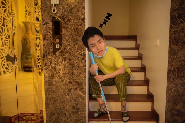 MC Nguyên Trực hóa “chiến binh ngày Tết” với bộ ảnh… dọn nhà ảnh 3